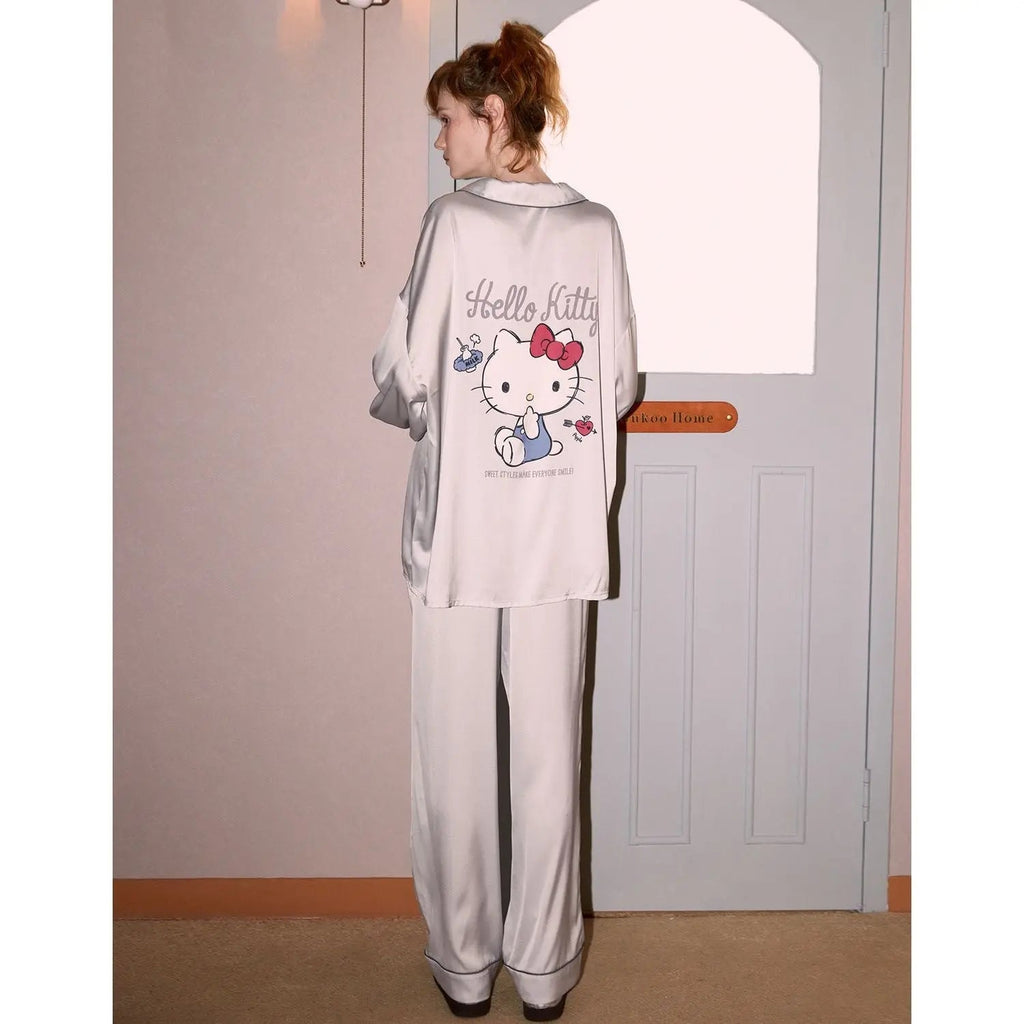 Hello Kitty Serisi İpek Pijama Takımı Zalle